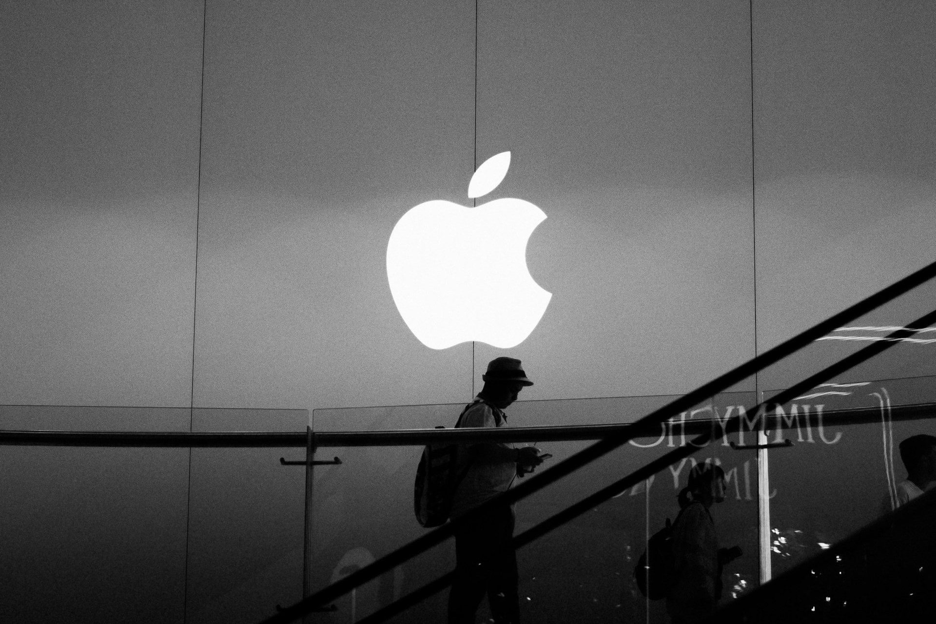 Apple poursuit OpenAI pour vol d&rsquo;informations confidentielles