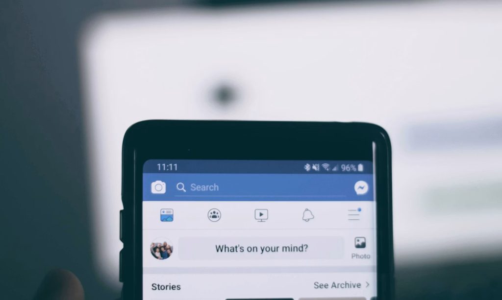 Facebook accepte qu'il n'est plus d'actualité et va désormais devenir un TikTok
