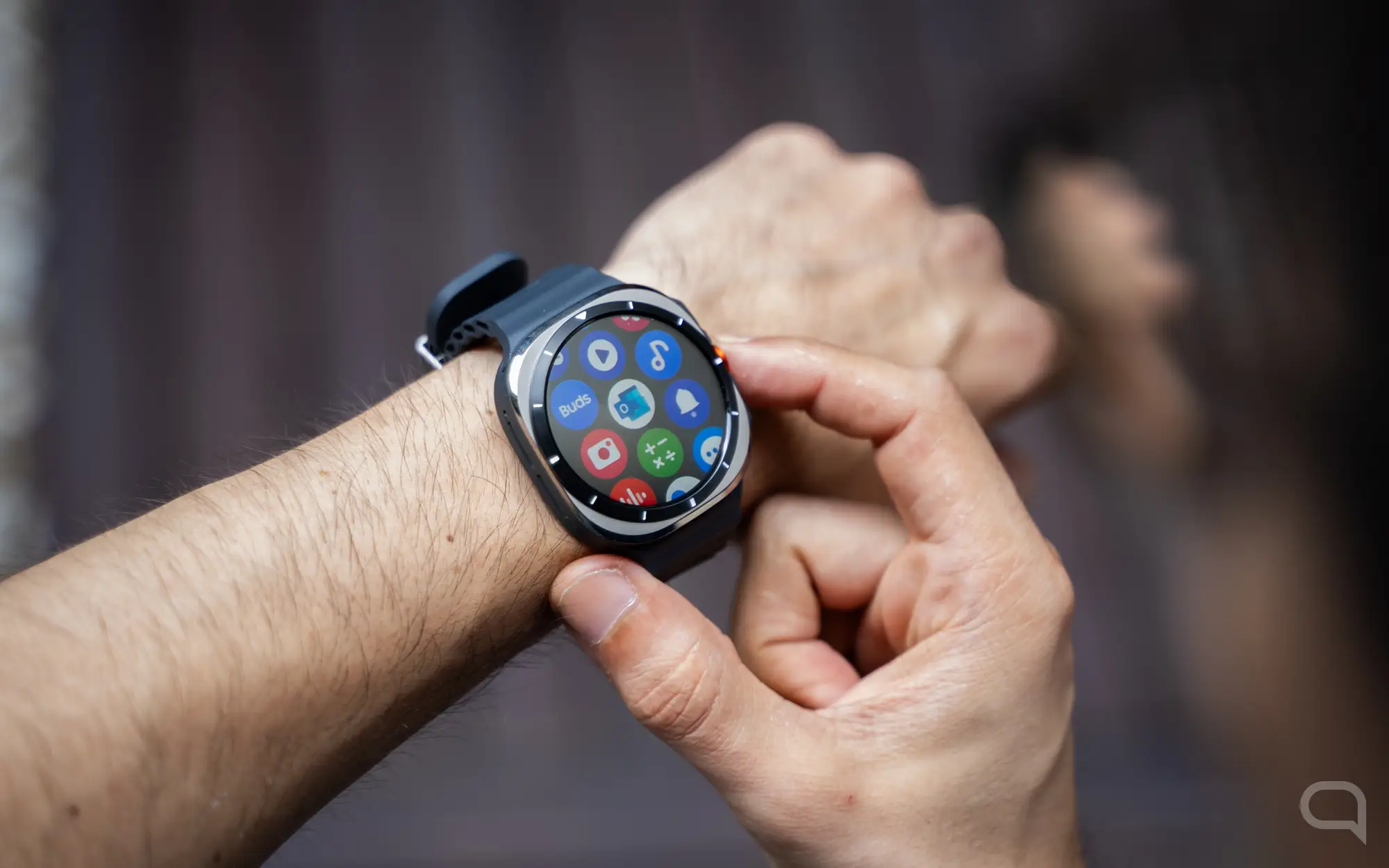 Samsung prépare une Galaxy Watch qui peut tenir des semaines sans recharge